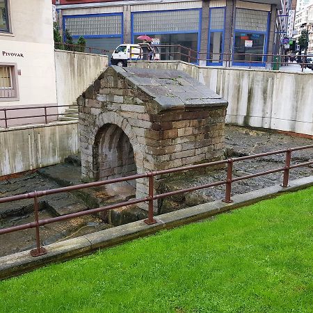 Hostal Foncalada Oviedo Dış mekan fotoğraf